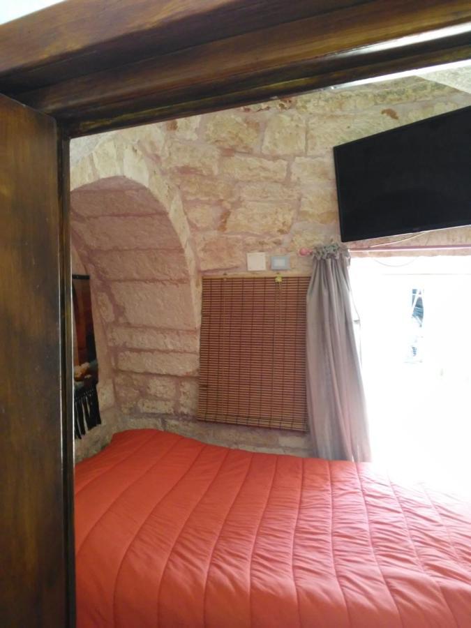 Trullo Francisco Pensionat Martina Franca Eksteriør billede