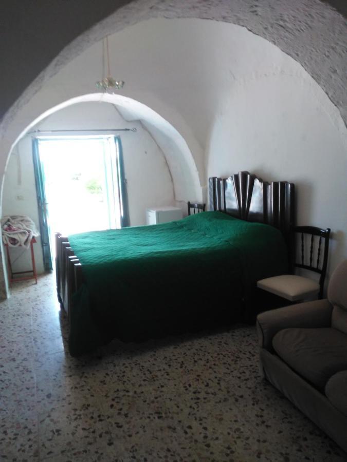 Trullo Francisco Pensionat Martina Franca Eksteriør billede